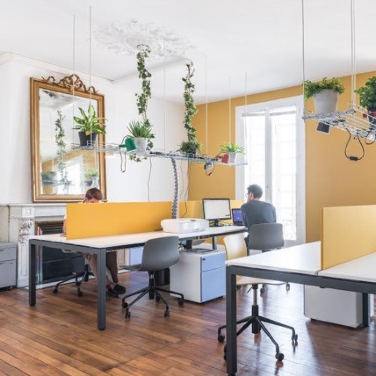 Bureaux Forma 5 à retrouver chez Docks Design